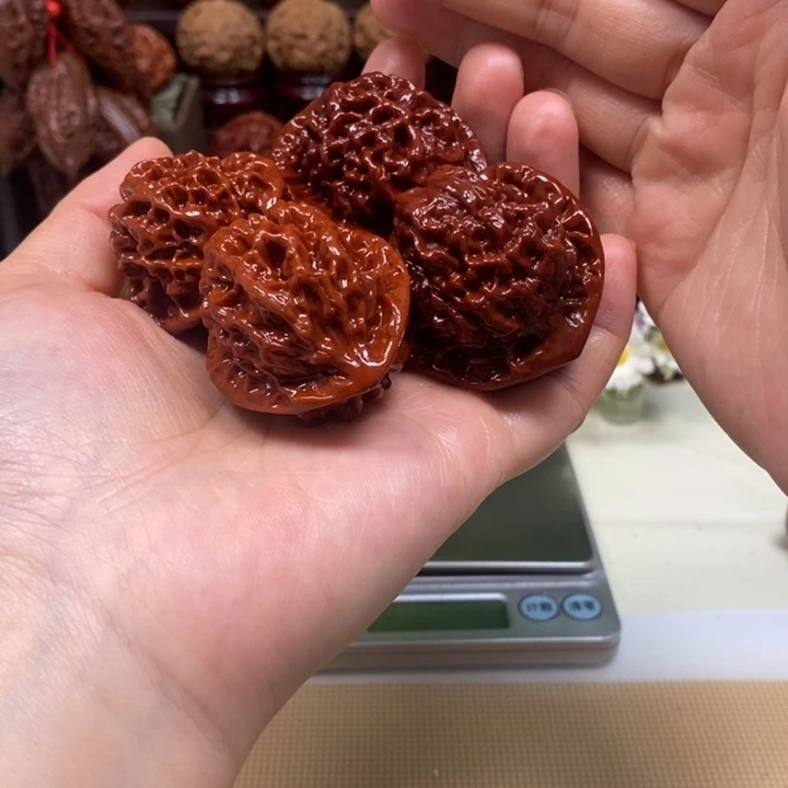 小***记文玩核桃手串官帽帝王