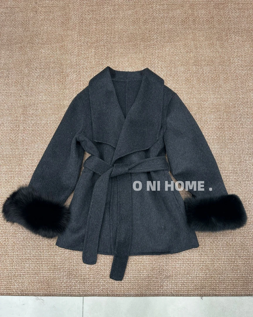 【欧尼家】静奢手袖毛毛腰带羊毛外套