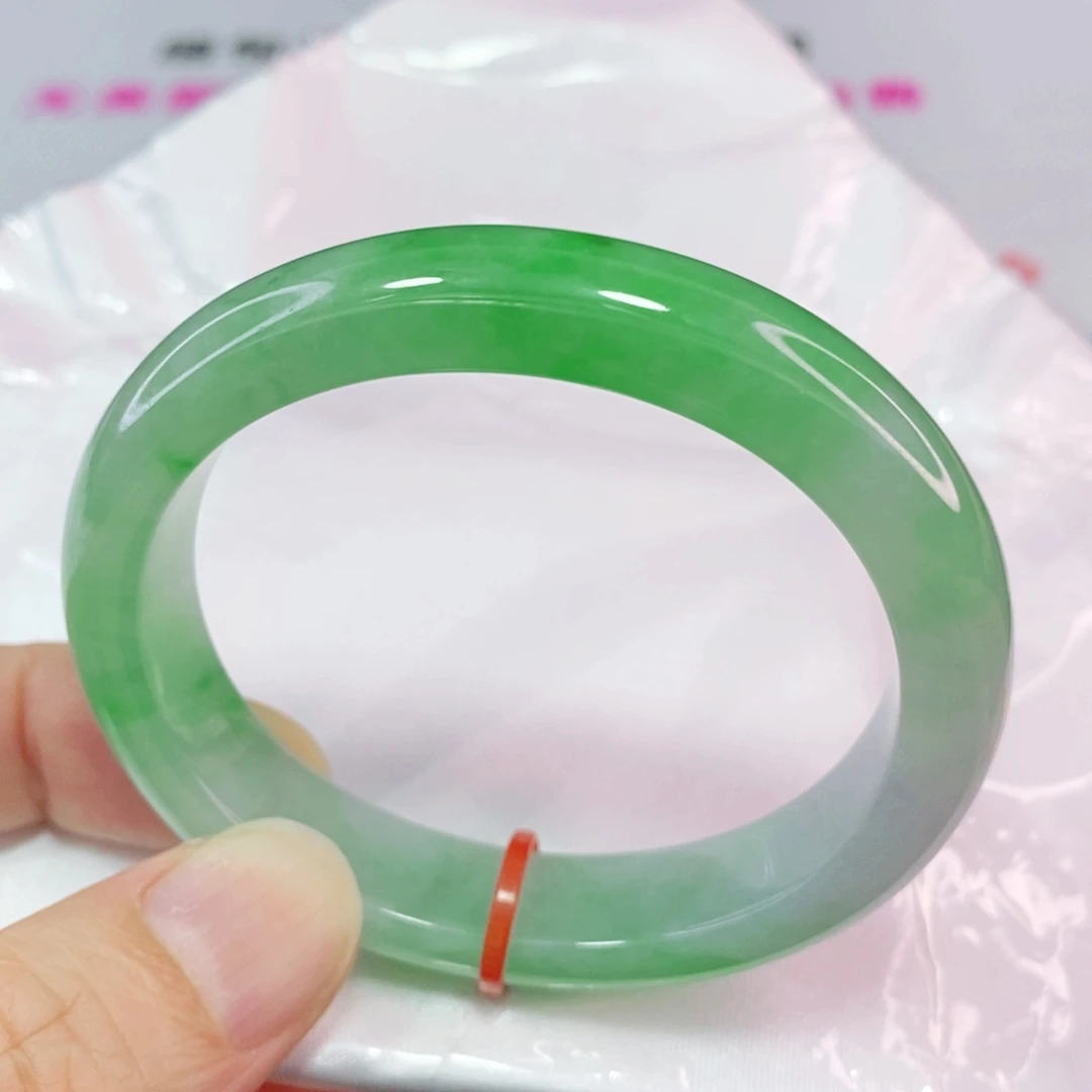 未镶嵌手镯翡翠51.8圈口贵妃