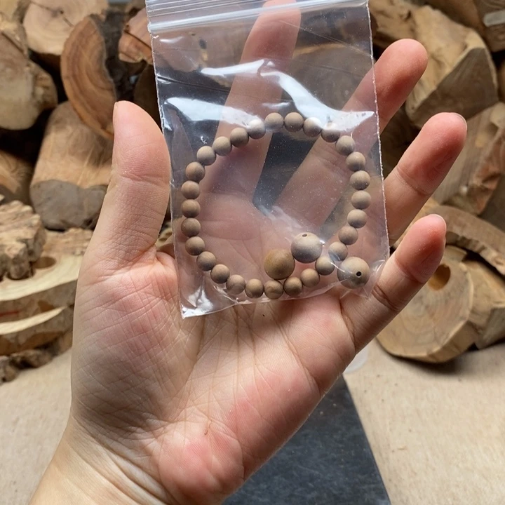 五***瓶檀香木其他0.6单圈奶药香