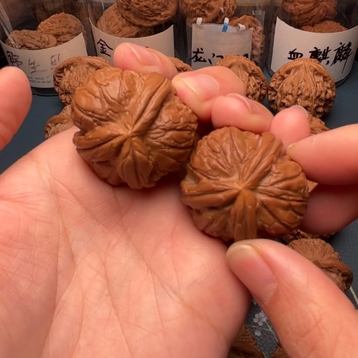 文玩核桃吊坠34陨某石元宝人奔