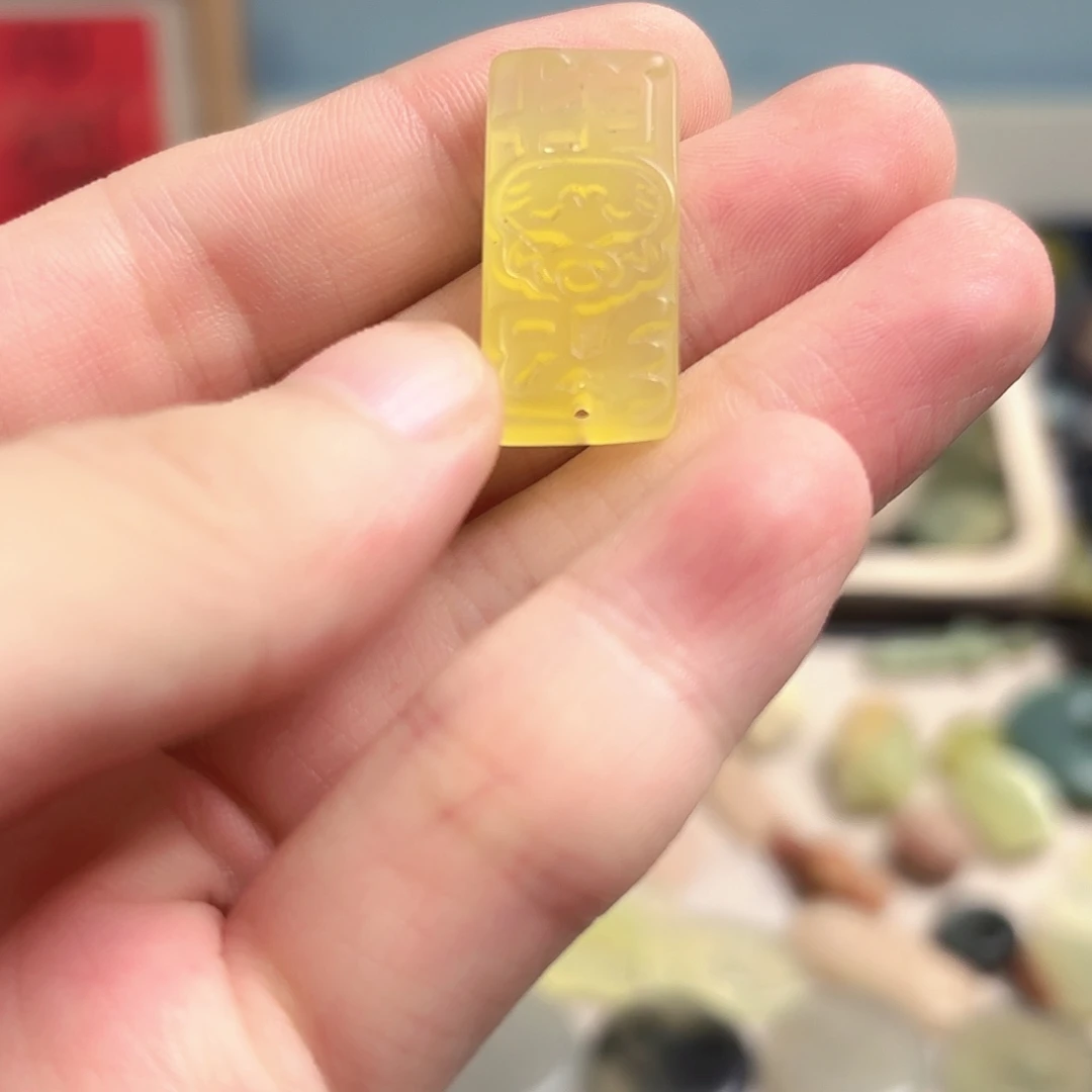 蛇纹石玉合金颈饰