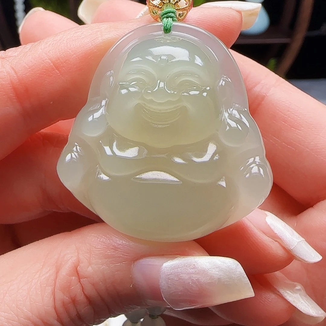 和田玉18K金镶嵌颈饰