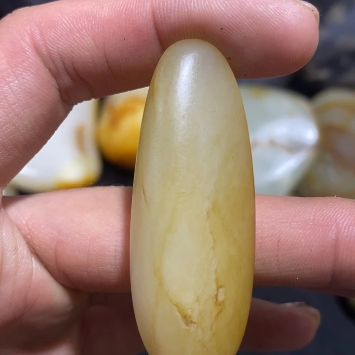 未镶嵌和田玉（糖玉）挂件48