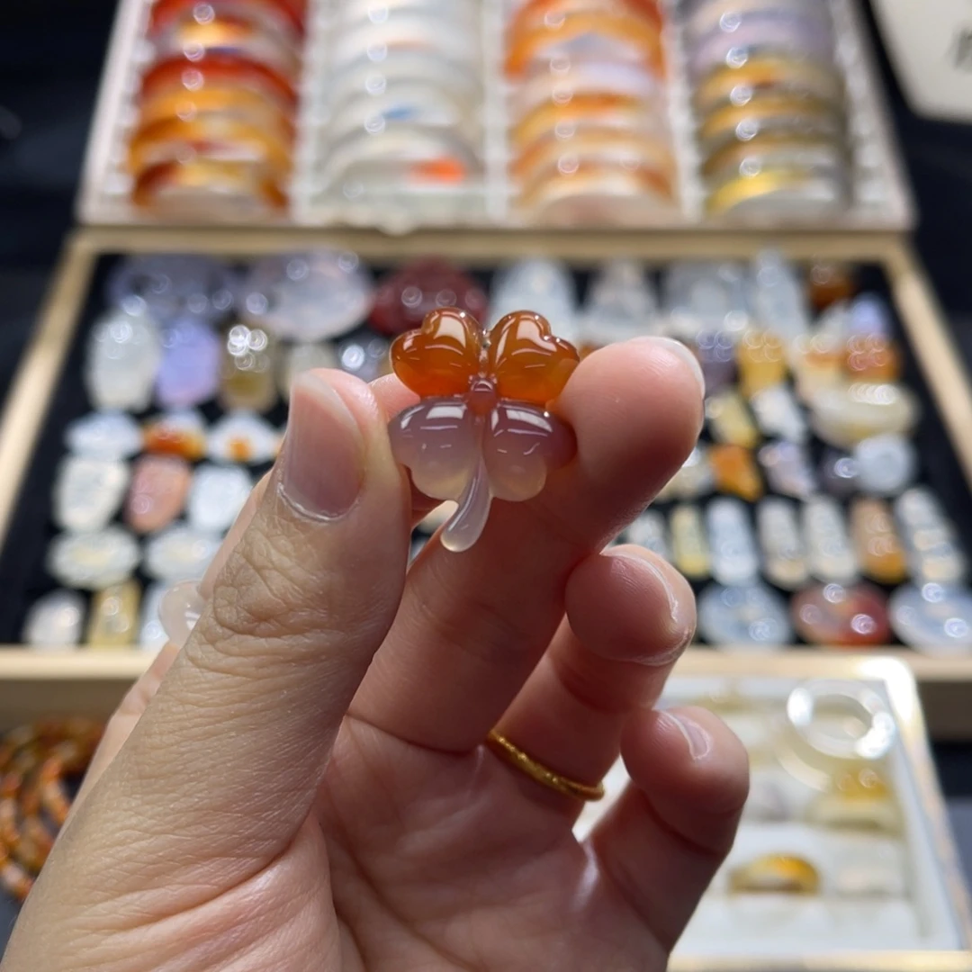 玛瑙/玉髓未镶嵌颈饰