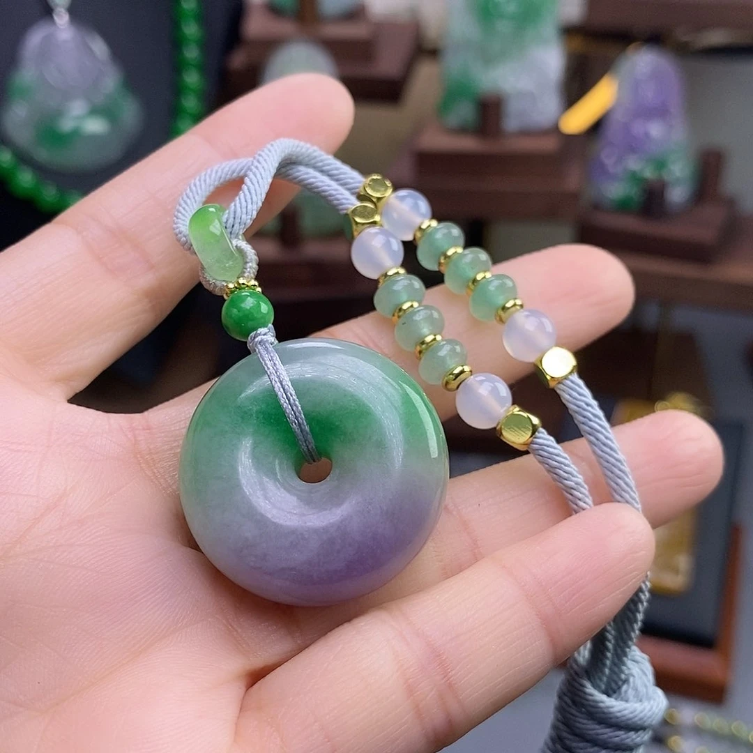 吊坠(赠链)未镶嵌翡翠