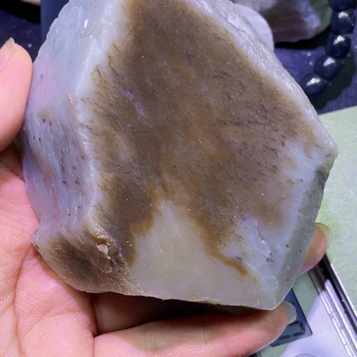 未镶嵌和田玉珠宝半成品