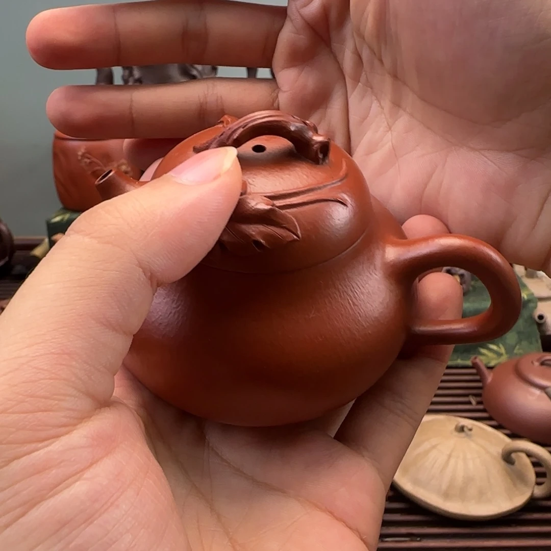青***驻茶盏全手朱泥文旦小葡萄