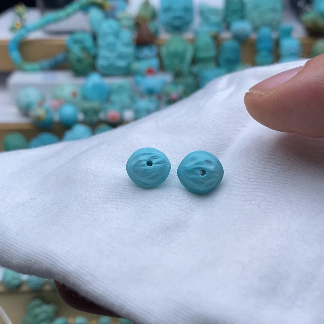 黑***大绿松石未镶嵌挂件