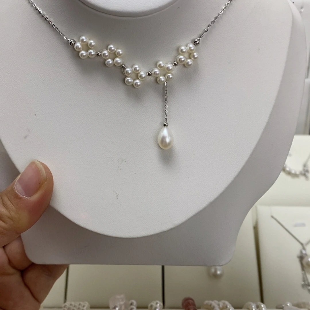 淡水珍珠颈饰银S925镶嵌极光正圆无暇花朵项链