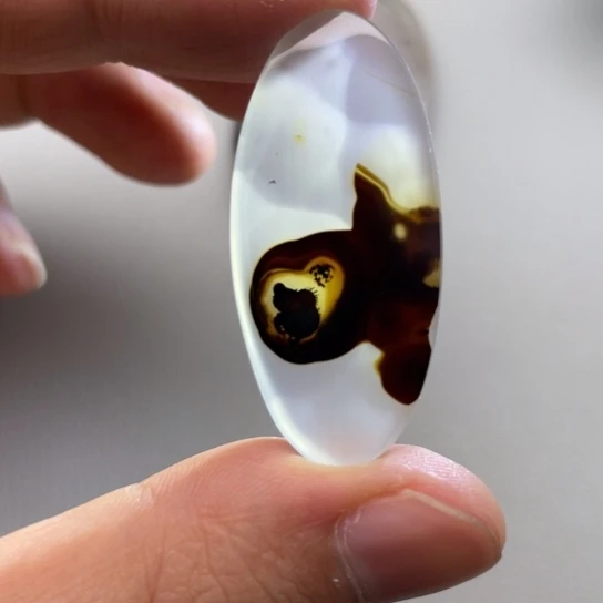 玛瑙/玉髓颈饰未镶嵌水**林