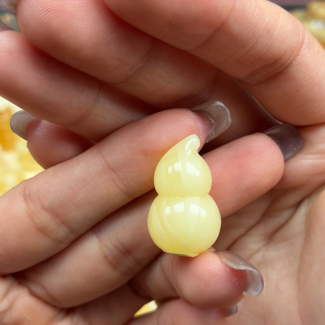 裸石琥珀未镶嵌蜜蜡