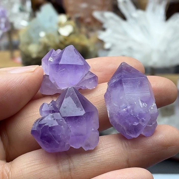 水晶摆件未镶嵌紫晶花