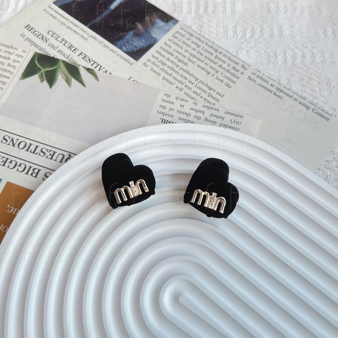 黑丝绒爱心抓夹25474法式高级感抓夹女侧边刘海发夹鲨鱼夹边夹