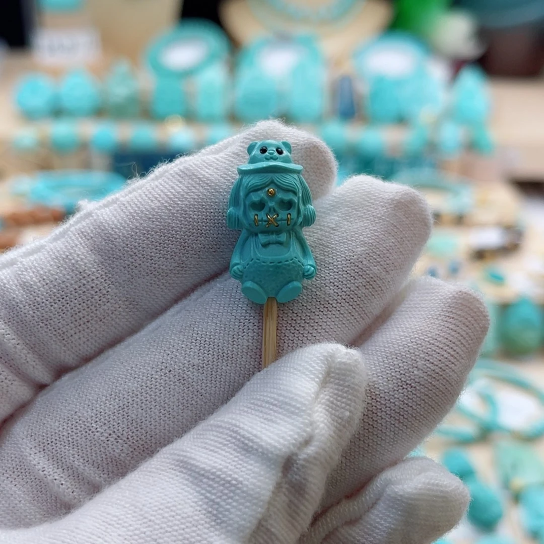 绿松石未镶嵌珠宝奇石