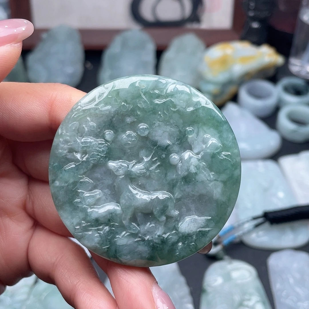 翡翠未镶嵌颈饰翡翠