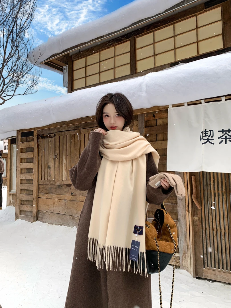 纯色围巾女冬季款轻奢加厚保暖围脖百搭韩版高级感长款情侣