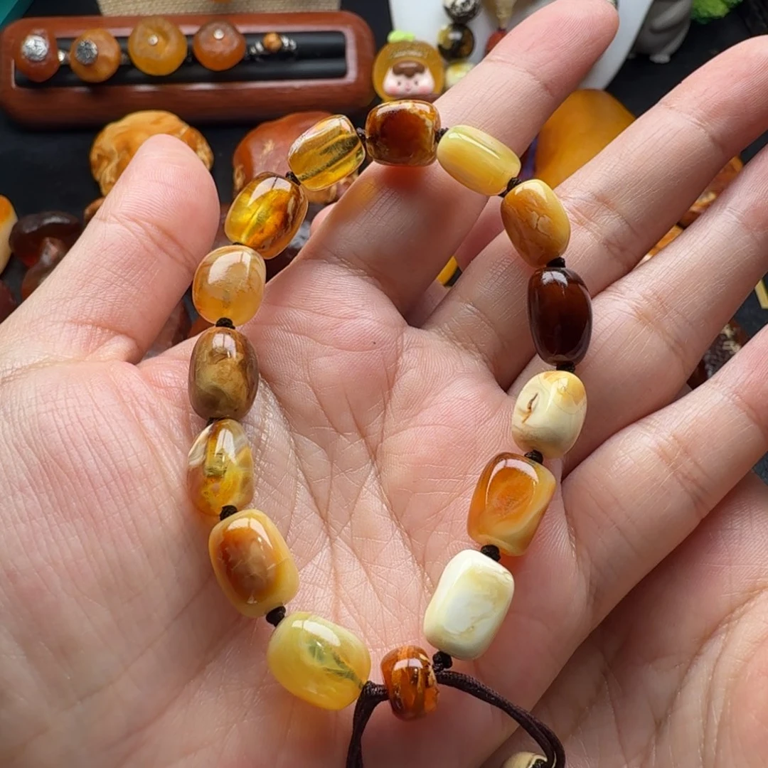 琥珀裸石未镶嵌花蜡妖孽手串
