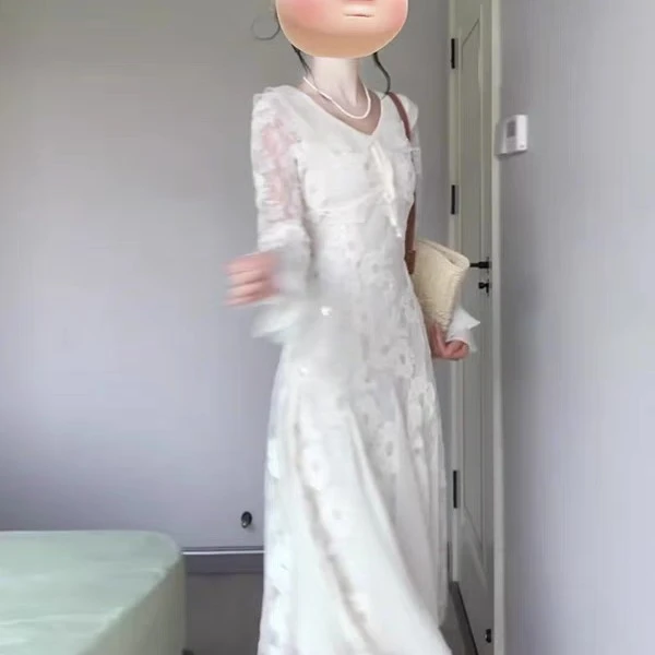 法式气质荷叶边蕾丝连衣裙女2025新款温柔风漂亮独特收腰a字长裙