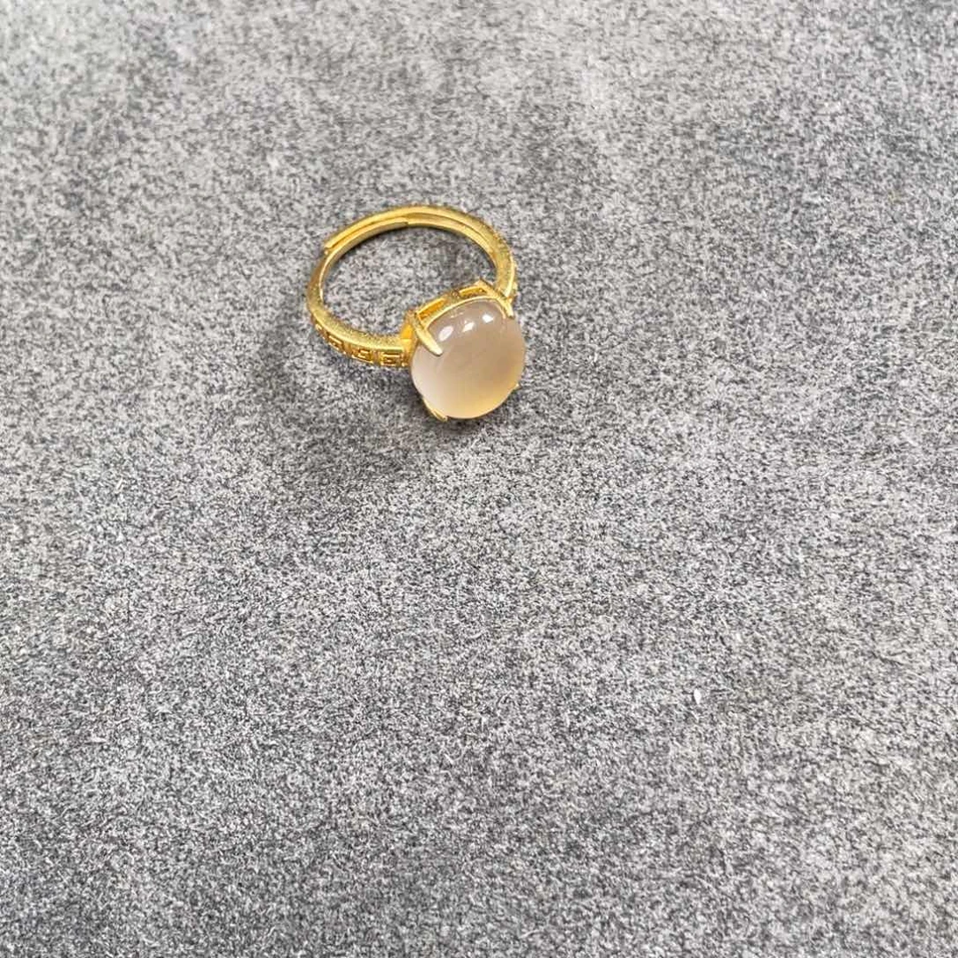 南红玛瑙合金荔枝冻镶嵌戒指