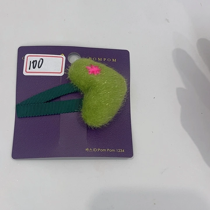 非金属绿色爱心拜拜发夹