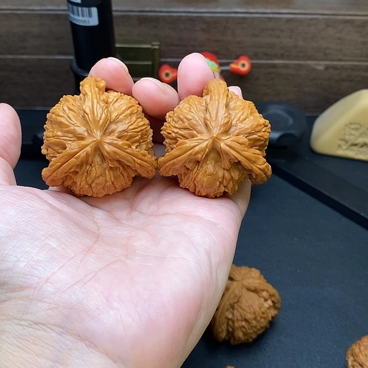 面***海把件文玩核桃白奔