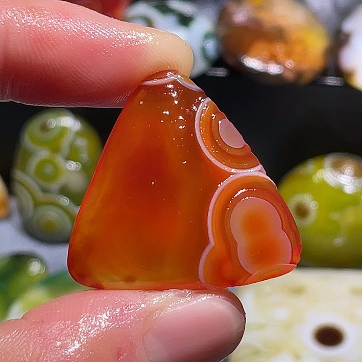 未镶嵌玛瑙/玉髓珠宝奇石