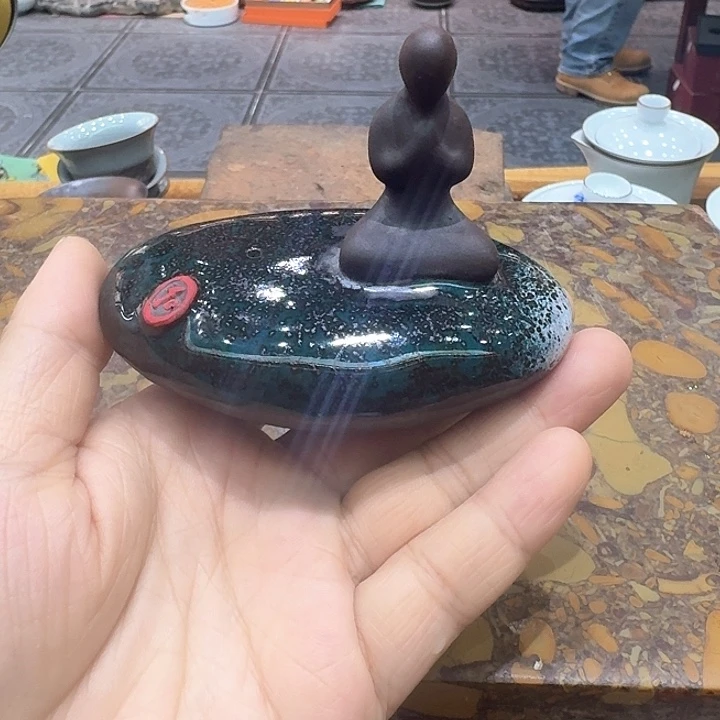 香插一个，瓷。。。品茗