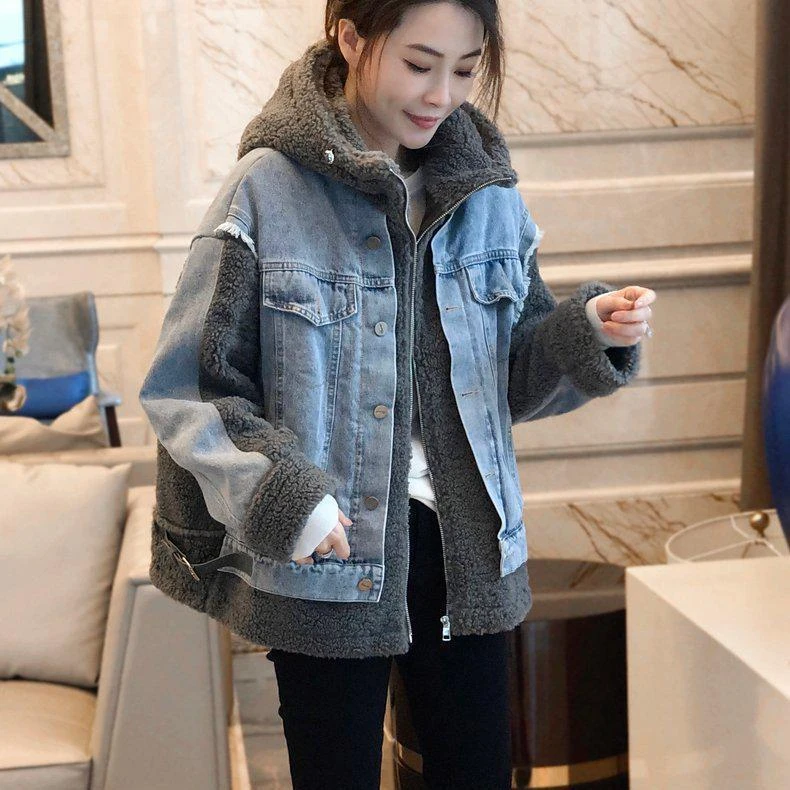 牛仔拼接连帽外套女短款假两件加厚毛绒上衣秋冬2025年新款