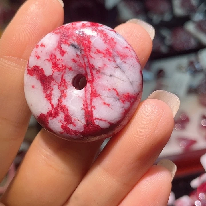 天然辰砂老*朱砂平安扣车挂