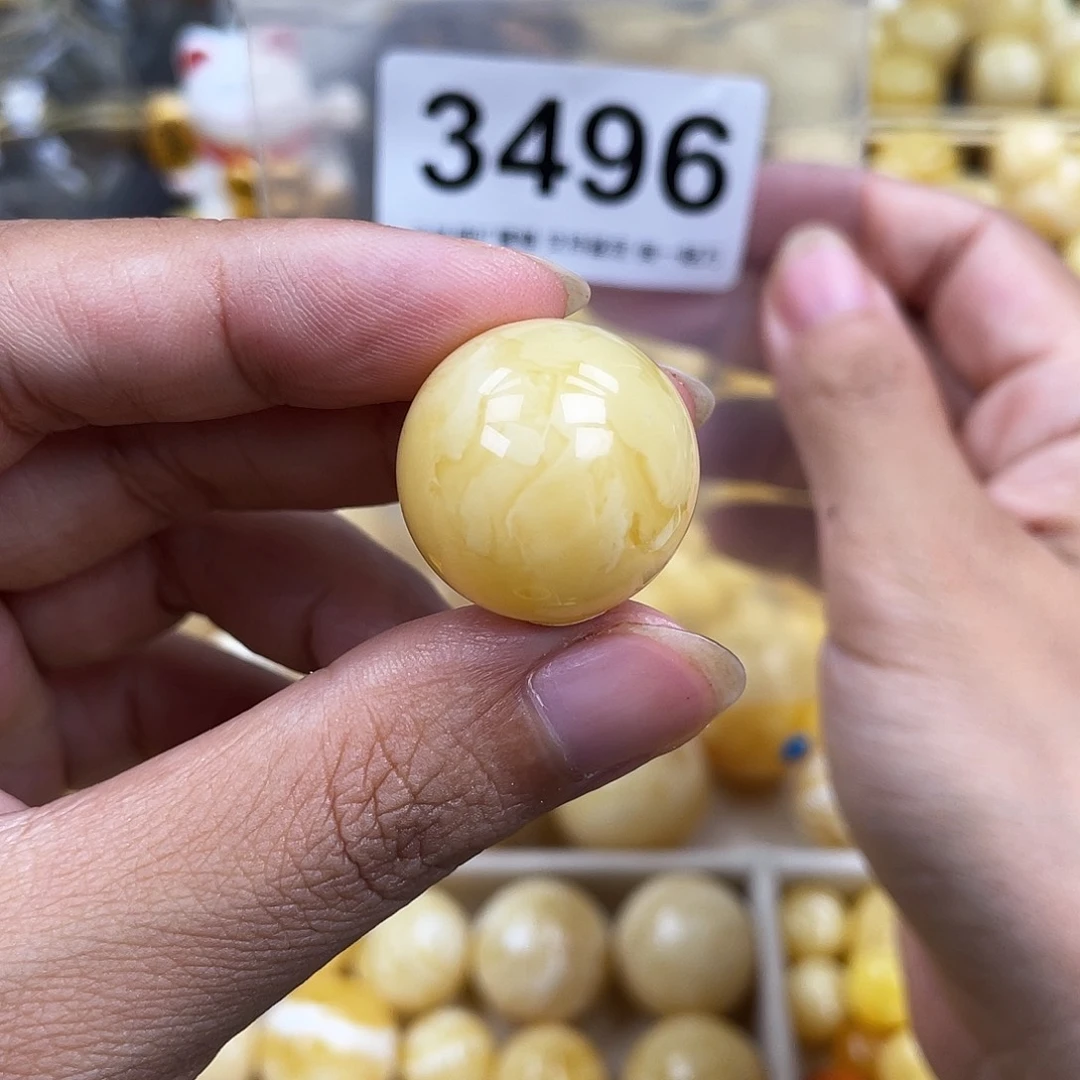 琥珀未镶嵌珠宝奇石21
