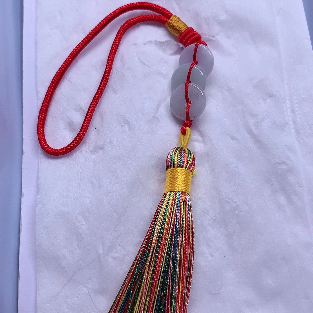 翡翠颈饰未镶嵌?**兒翡翠平安扣
