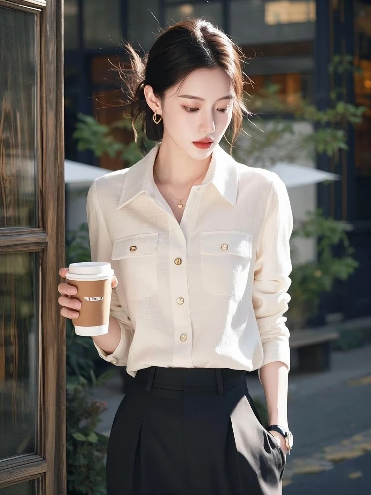 法式高级感超好看独特漂亮衬衫女秋季气质白色Polo领洋气通勤小衫