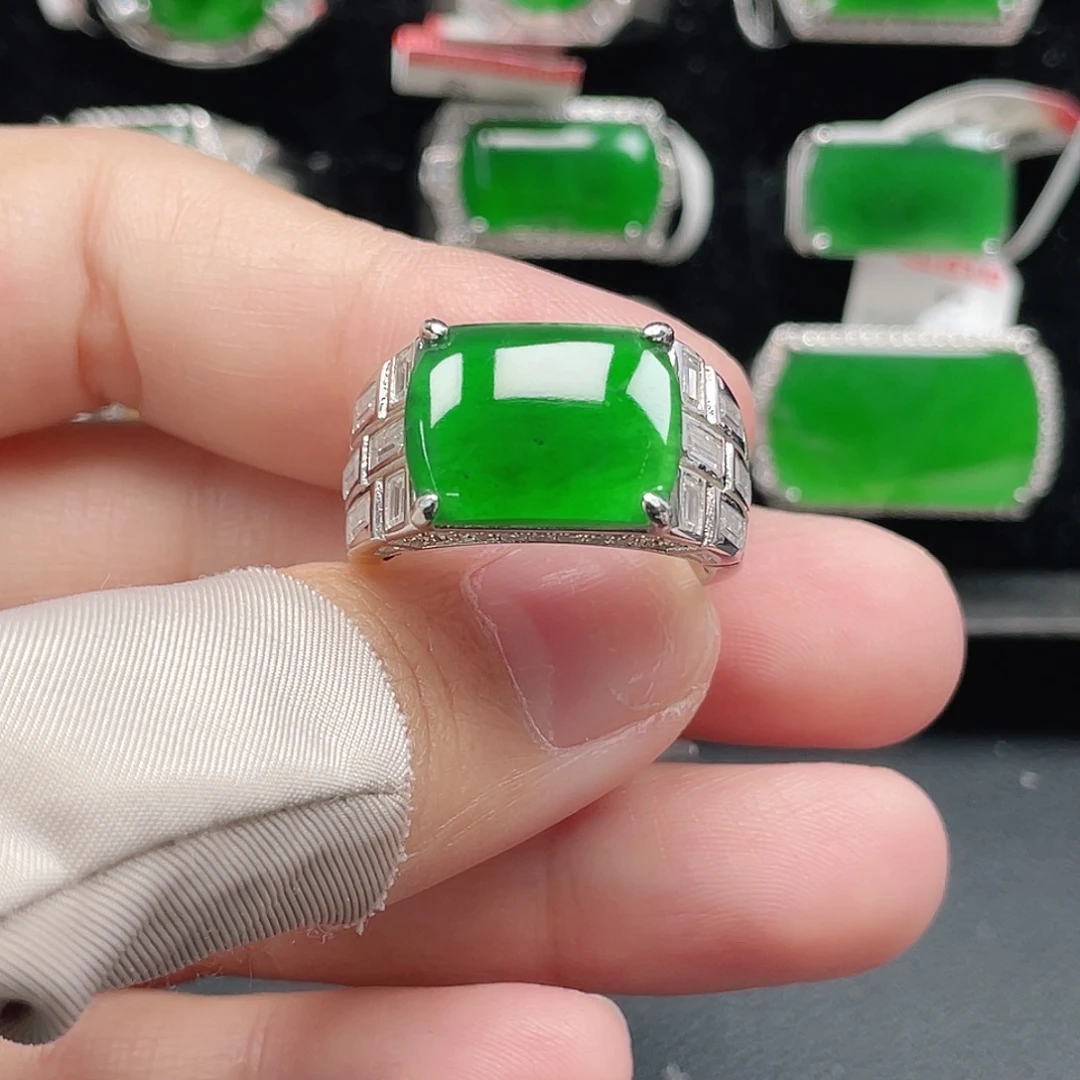 翡翠银S925镶嵌戒指天然A货翡翠没运费险4074