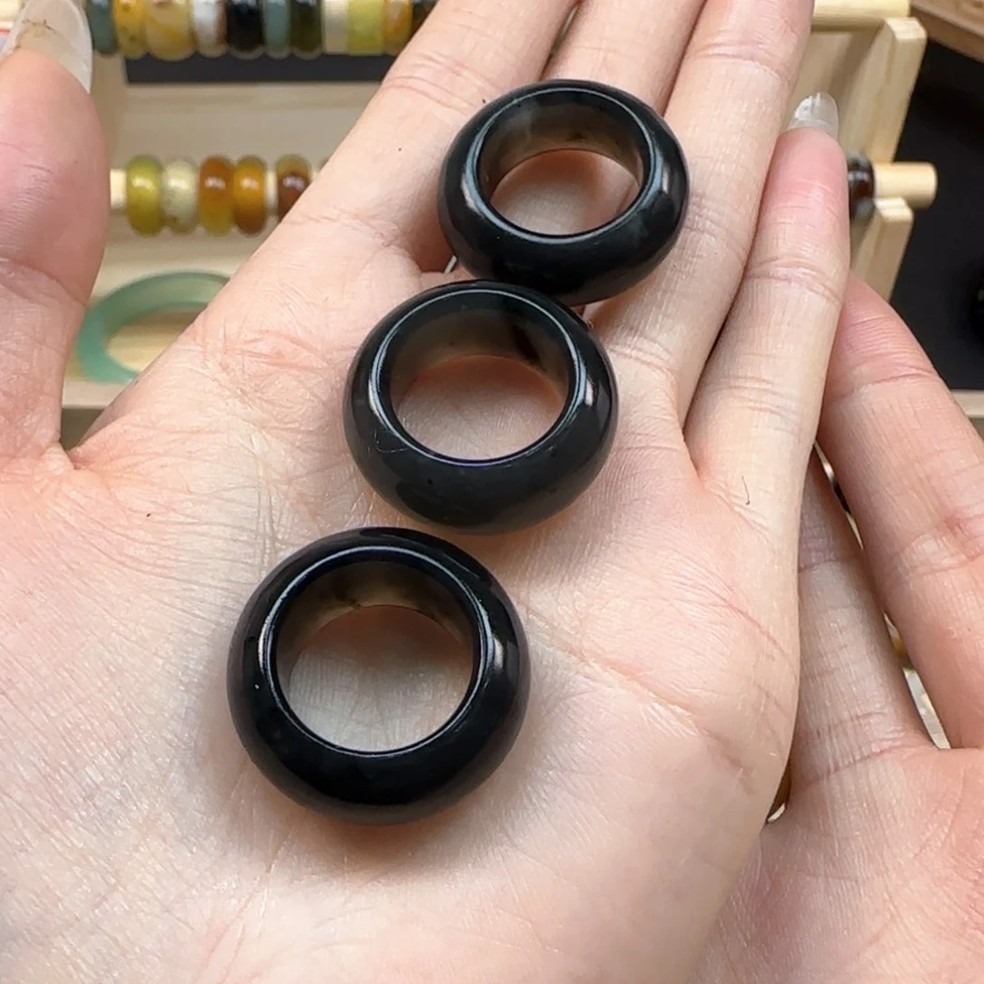 蛇纹石玉岫玉内径17.1随机发1个合金