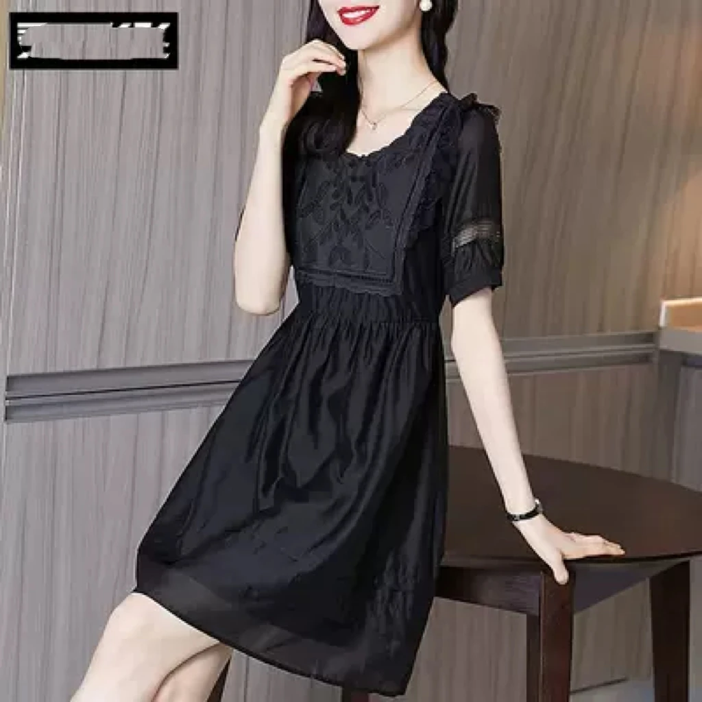 XLXXL-轻奢炸街复古荷叶边镂空刺绣连衣裙LZ2014