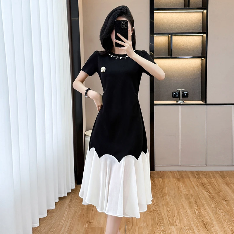复古千金贵气感钉珠显瘦连衣裙女2025夏季新款撞色拼接气质A字裙
