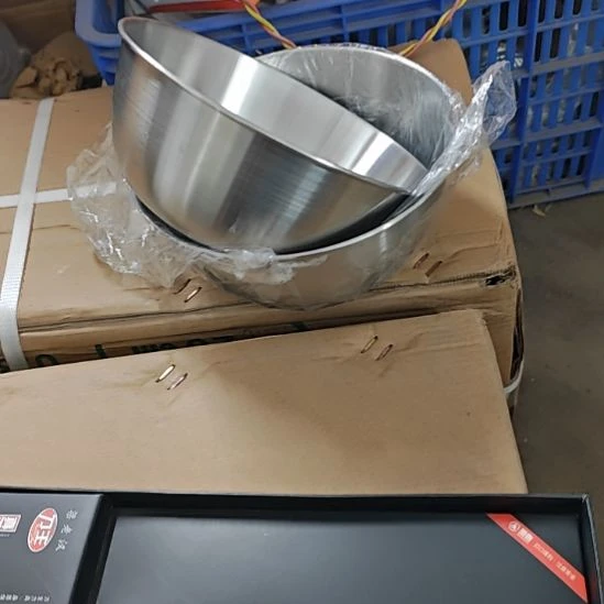 微瑕，，19沙拉盆，，，