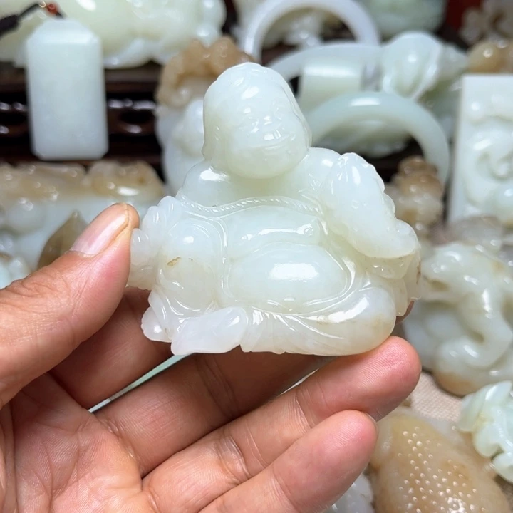 未镶嵌和田玉（糖玉）珠宝奇石