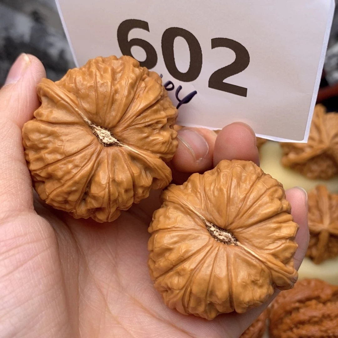 文玩核桃把件602号44瓜