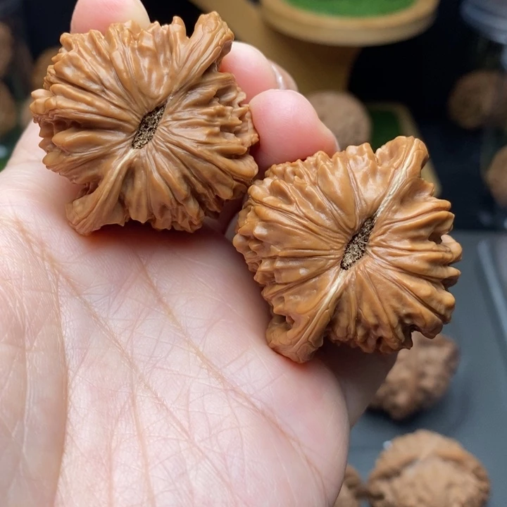 把件文玩核桃山**~四座楼44