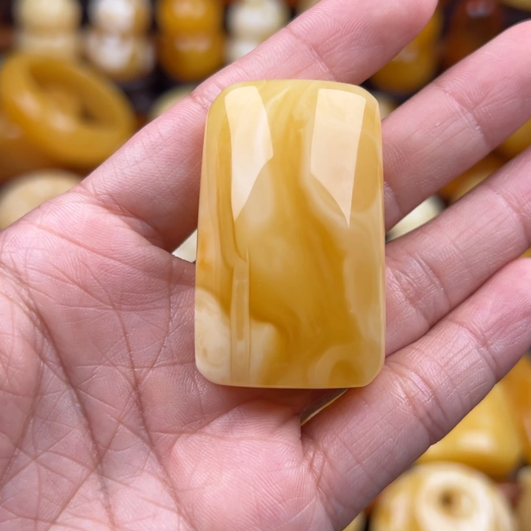 未镶嵌琥珀颈饰梅****9纯天然琥珀蜜蜡无优化