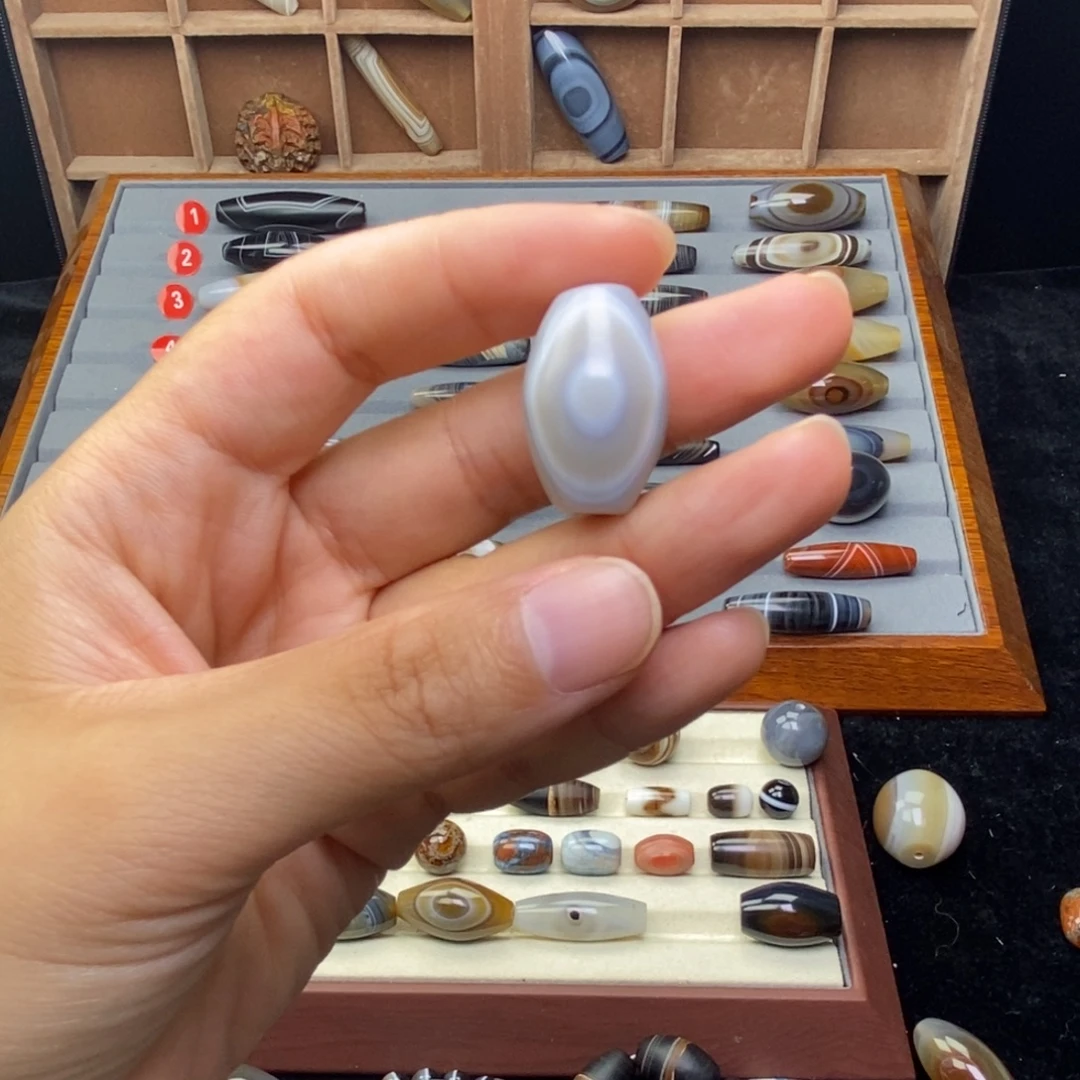 抖***抖玛瑙/玉髓颈饰未镶嵌