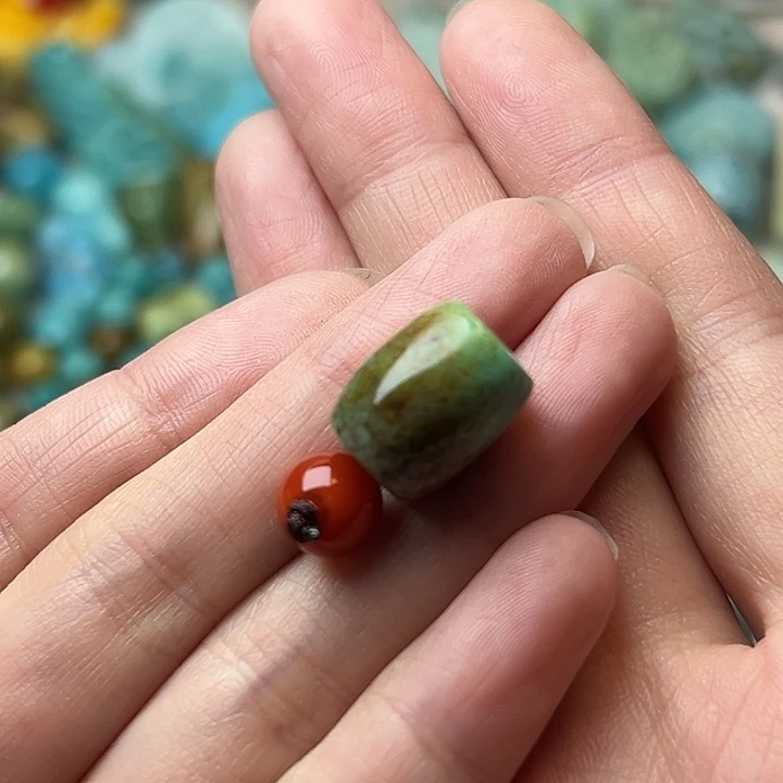南红玛瑙未镶嵌颈饰