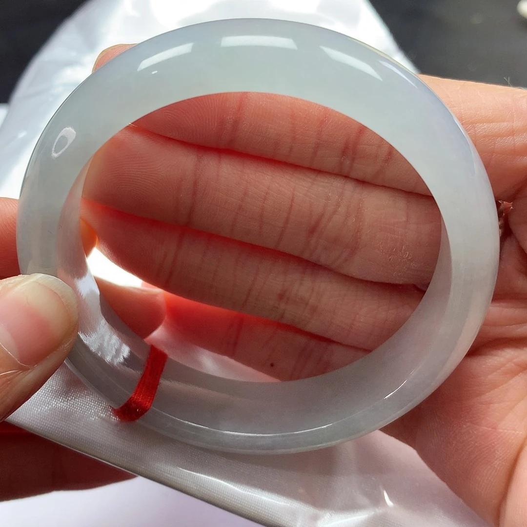 翡翠手镯未镶嵌58圈