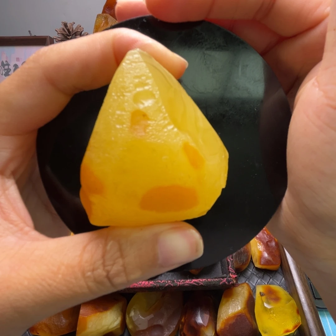 静***好定制琥珀未镶嵌琥珀蜜蜡原石定制