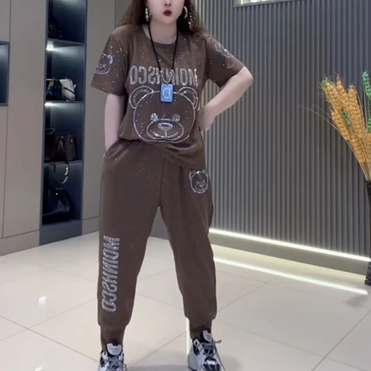 2393时尚洋气透气薄款满天星烫钻小熊字母休闲宽松两件套套装夏季