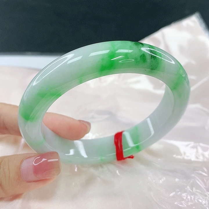 翡翠未镶嵌手镯圈57，58051