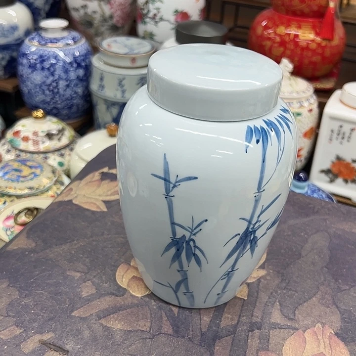高端陶瓷茶叶密封罐