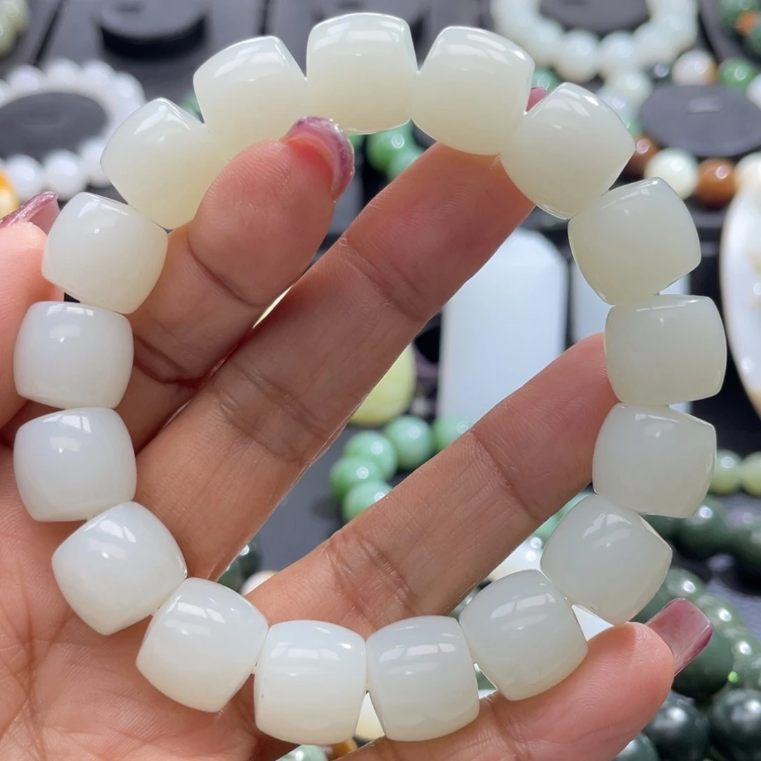 和田玉手串未镶嵌